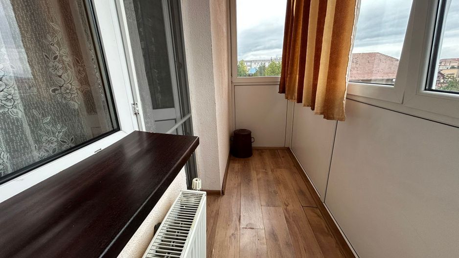 Apartament 2 camere, etaj 3 - zona Cetate - Poză 12