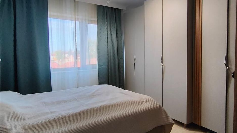Apartament  3 camere in bloc nou cu parcare privata in zona centrala - Poză 9