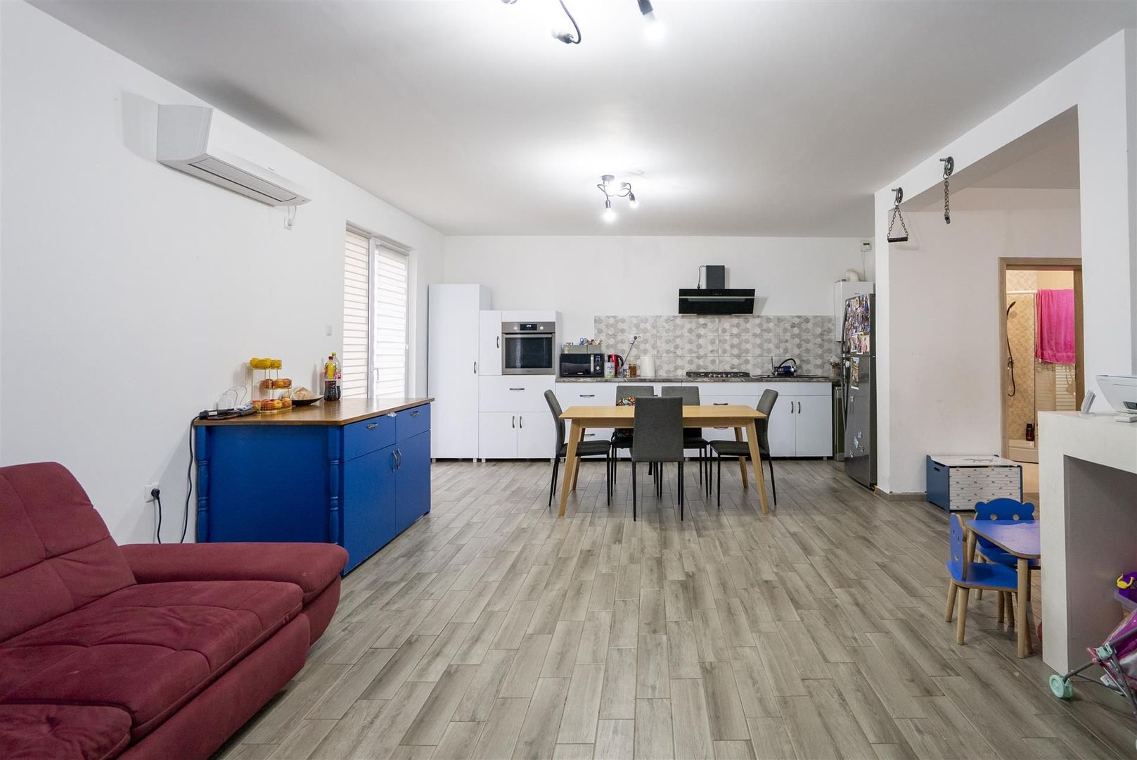 Casa Santandrei 4 camere 2 bai - Poză 1