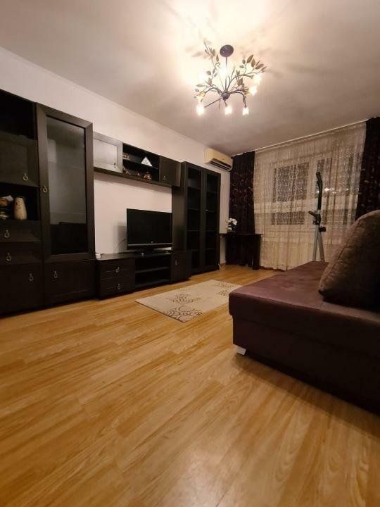 Apartament cu 3 camere S187 - Poză 2