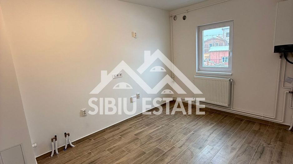 Locație excelentă! Apartament 3 camere renovat, etaj 1, Sibiu - Poză 16