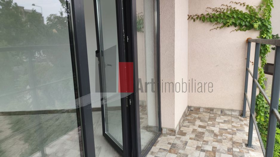 Spatiu comercial/vila cu teren de inchiriat in zona Buzesti - Poză 11