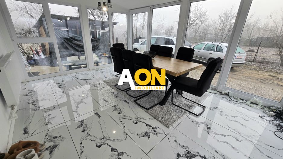 Casa 3 Camere, 2 Bai, 670mp Teren - Poză 2