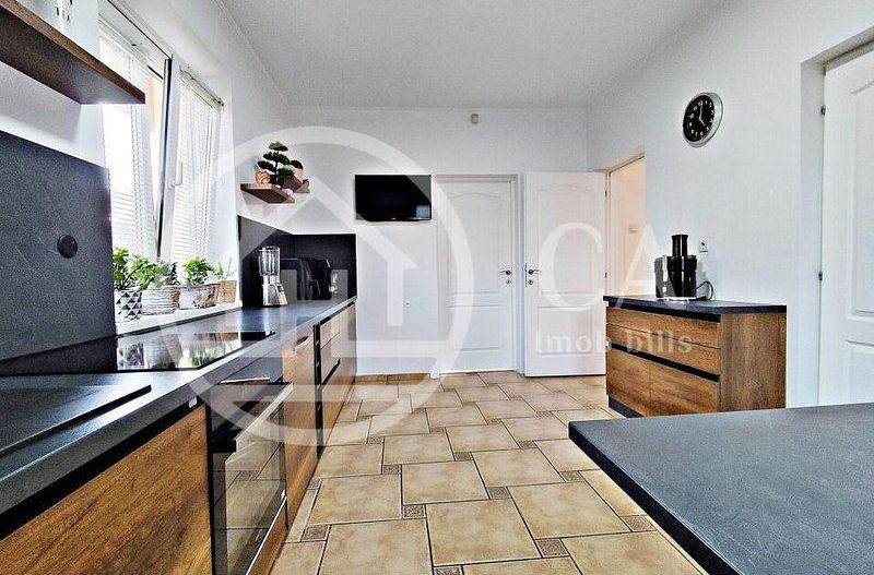 De vanzare, Vila plus casa de oaspeti zona Oncea, Oradea. - Poză 8