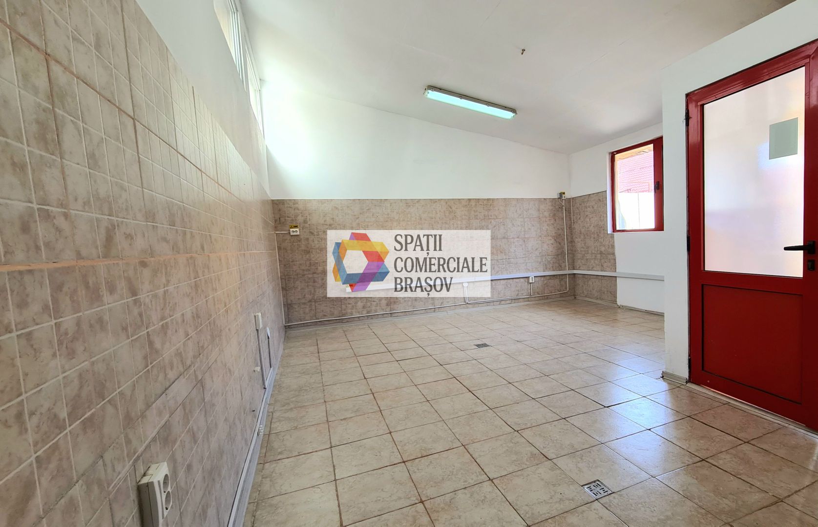 Spatiu de închiriat Brasov - 35 mp # plus-imo.ro - Poză 1