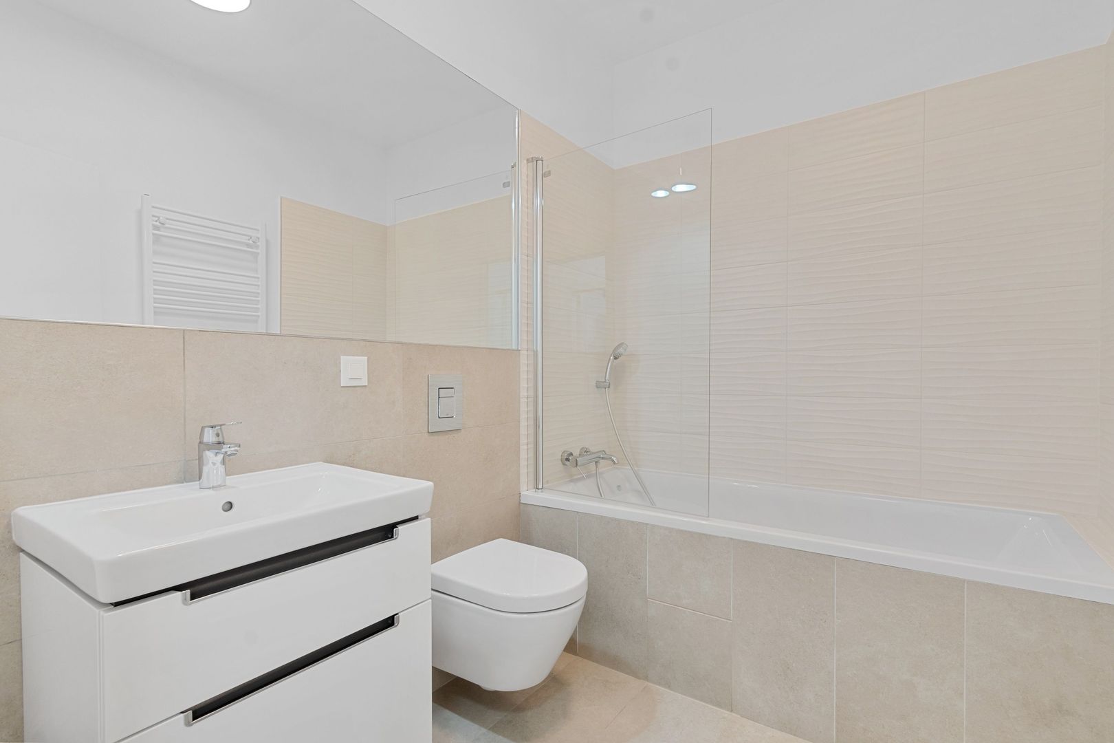 Jandarmeriei- Apartament modern, 2 camere- 59 mp utili-la cheie! - Poză 14