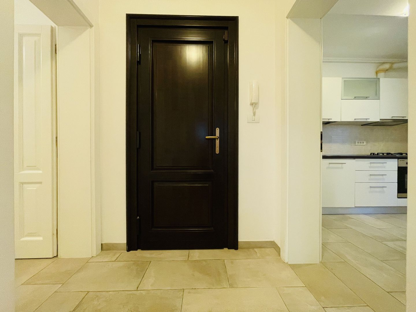 INCHIRIAT - Spatiu Comercial | Langa Kaufland&Galaxy | 2 locuri parcare - Poză 5