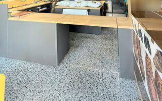 Spatiu comercial de vânzare Brasov - 23 mp # spatii-comerciale-brasov.ro - Poză 2