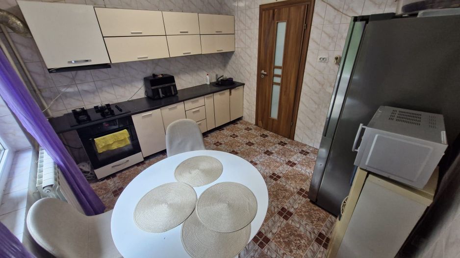 Vanzare Apartament de 3 Camere pe Calea Vitan – Vis a Vis de Mall Vitan - Poză 4