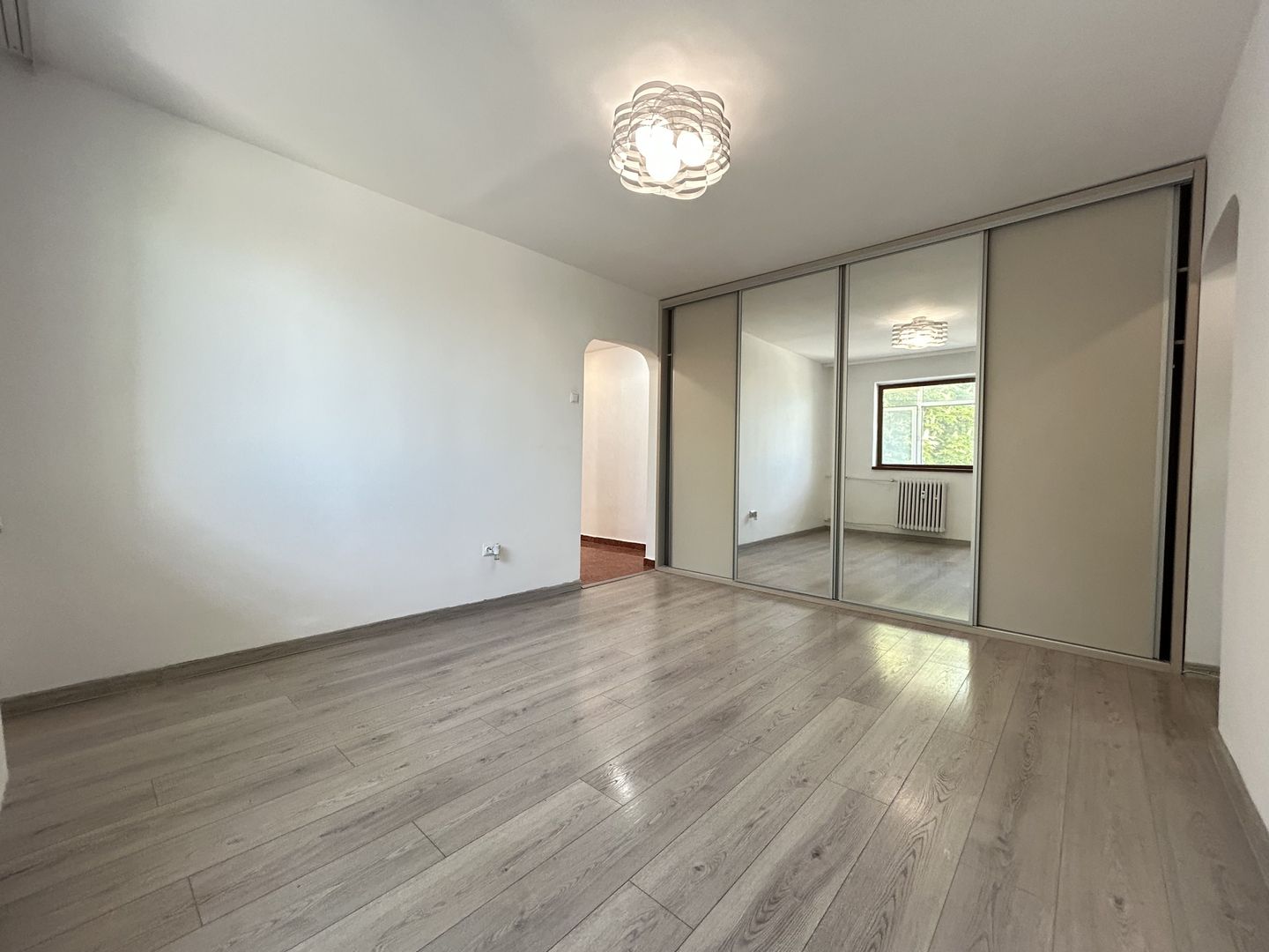 3 Camere Tomis Nord | Etaj 2 | Loc Parcare | Ideal Investiție/Locuit - Poză 3
