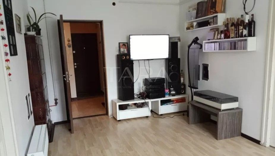 Apartament cu 3 camere de vânzare în zona Grigorescu - Poză 1