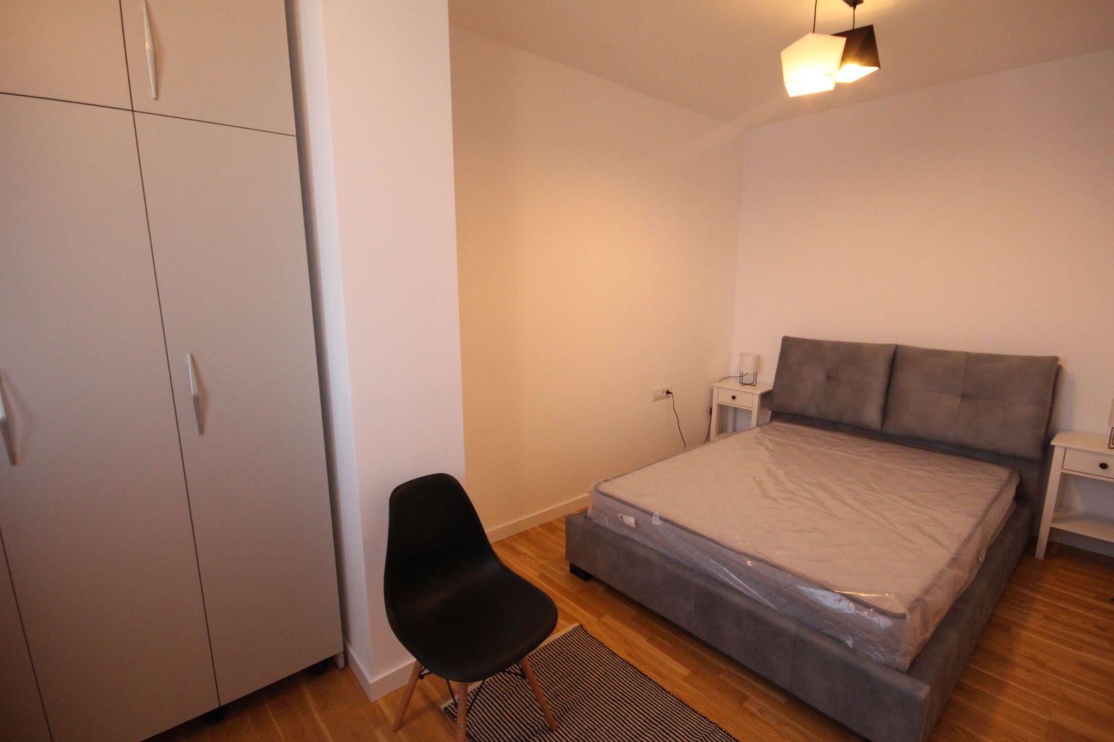 Apartament  inchiriere la ISHO - Poză 4
