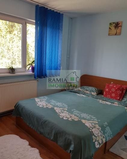 Apartament 2 camere, zona Planete, Etaj 2, 50 mp, Mobilat si Utilat - Poză 3