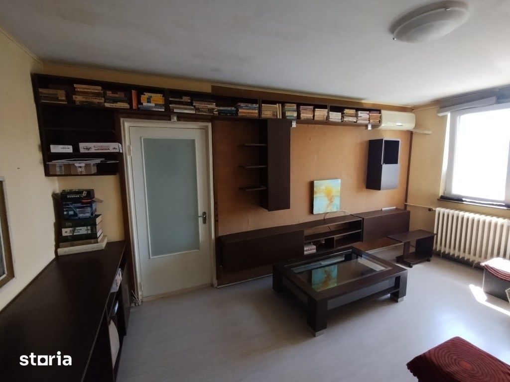 Vanzare apartament 3 camere in Titan- Aleea Giurgeni - Poză 1