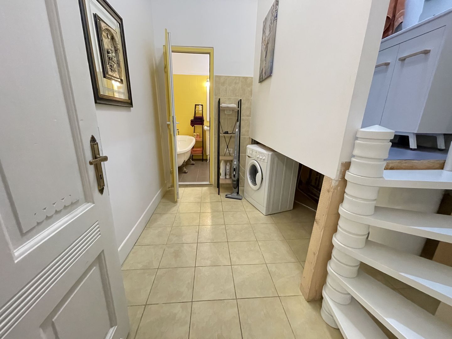 Apartament 4 camere spatios  in zona Sinaia - Poză 13