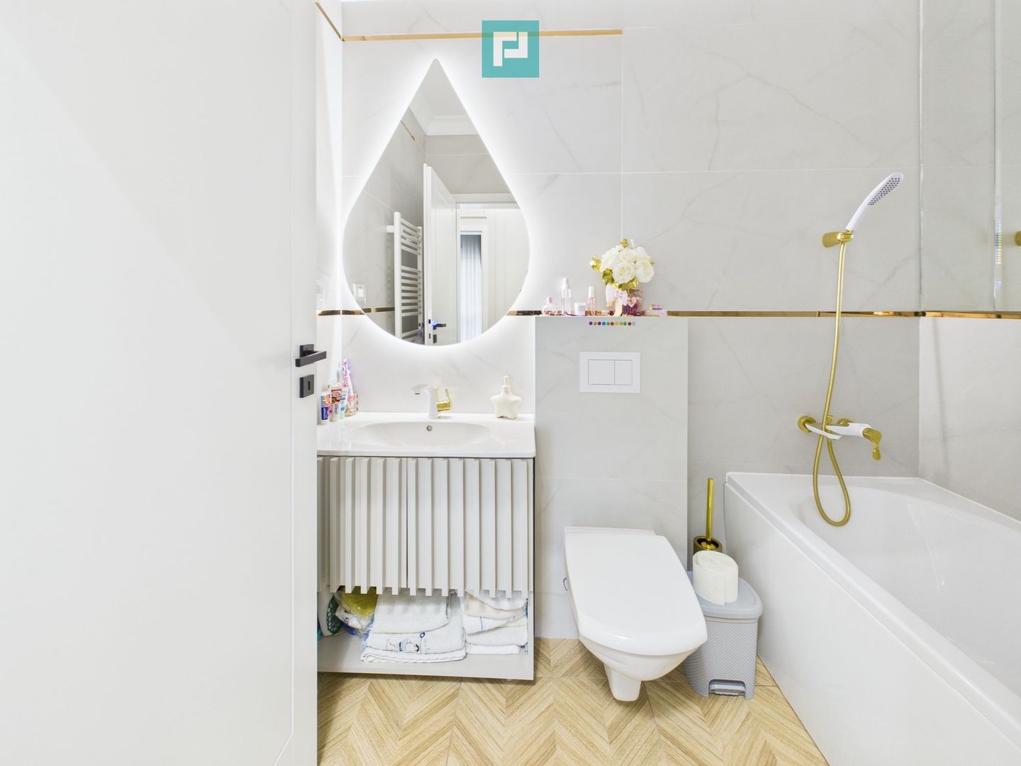 Casă modernă cu 5 camere, 4 băi și terasă închisă – Otopeni, central - Poză 23