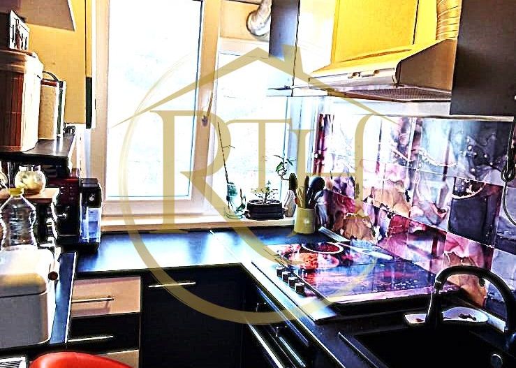 Vand apartament cu 4 camere in zona spitalul judetean,comision ,,0'' - Poză 17