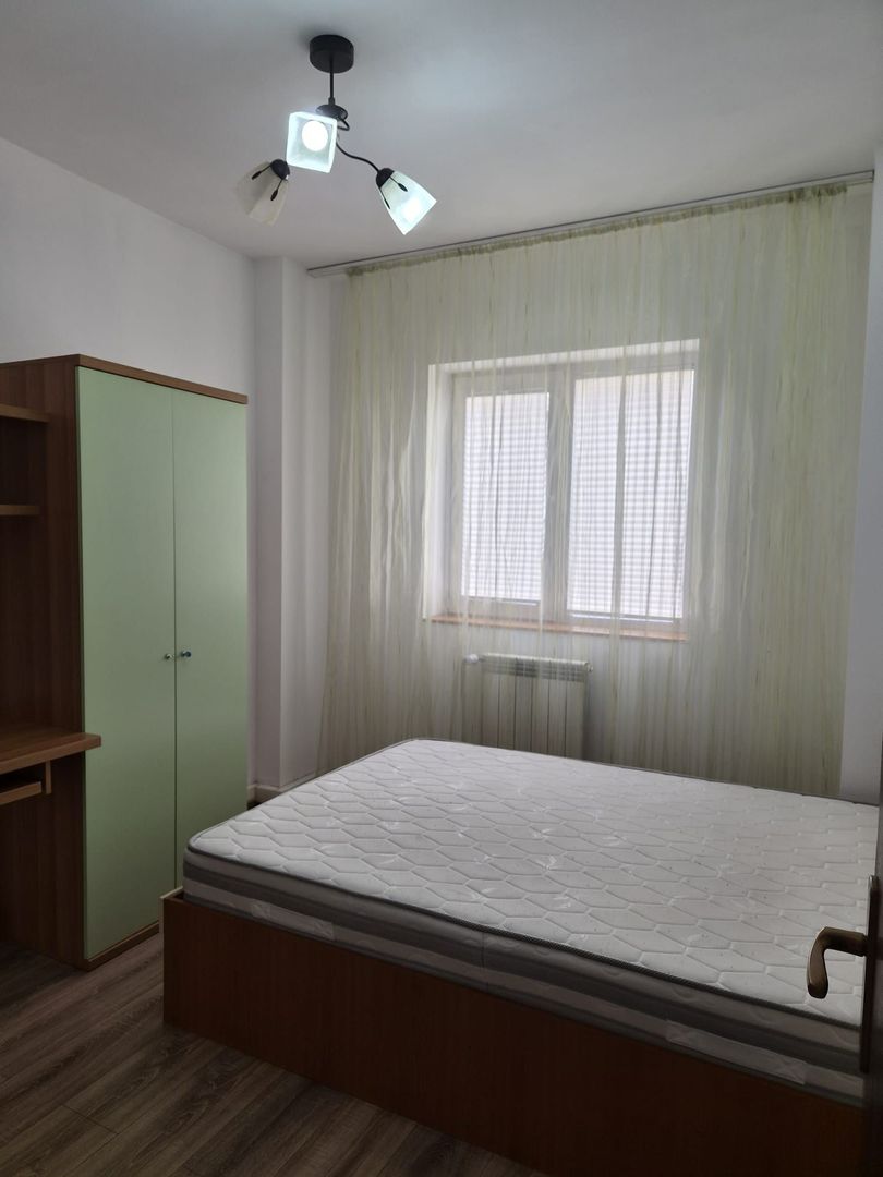 Apartament 3 camere, 80 m-600euro-Green Park - Poză 2
