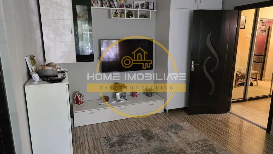 Apartament cu 3 camere/ 60mp/ zona Podu Ros - Poză 3