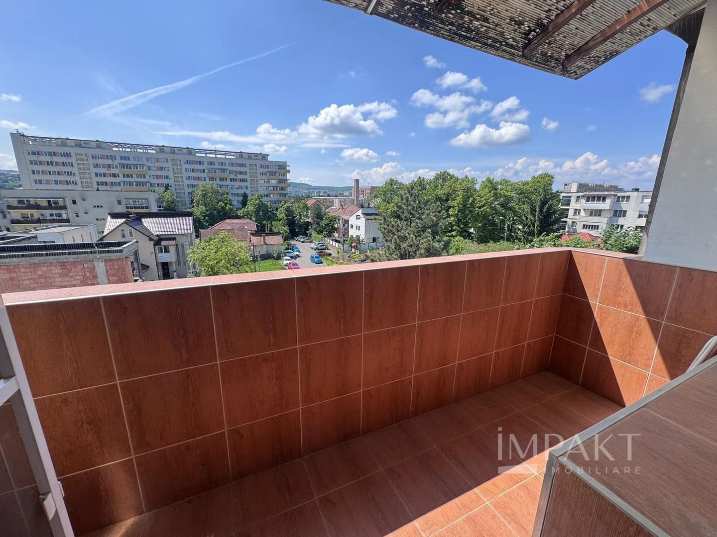 Apartament cu 4 camere in Grigorescu - Poză 10