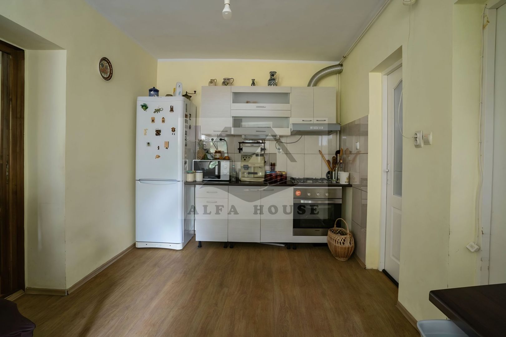 Casa individuala Sacele, 250 mp + 40 mp garaj + 556 mp curte - Poză 15