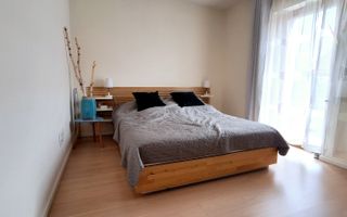 Casa eficienta energetic cu piscina in Giroc - Poză 22