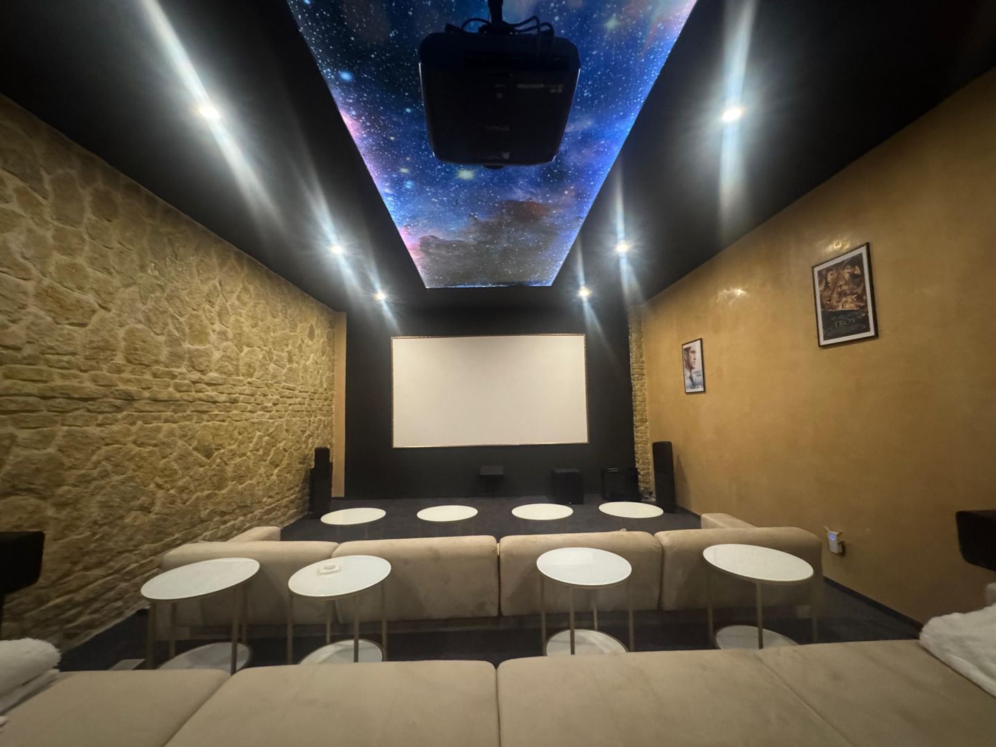 Pensiune deosebită în Bran || priveliște panoramică, facilitati premium - Poză 25