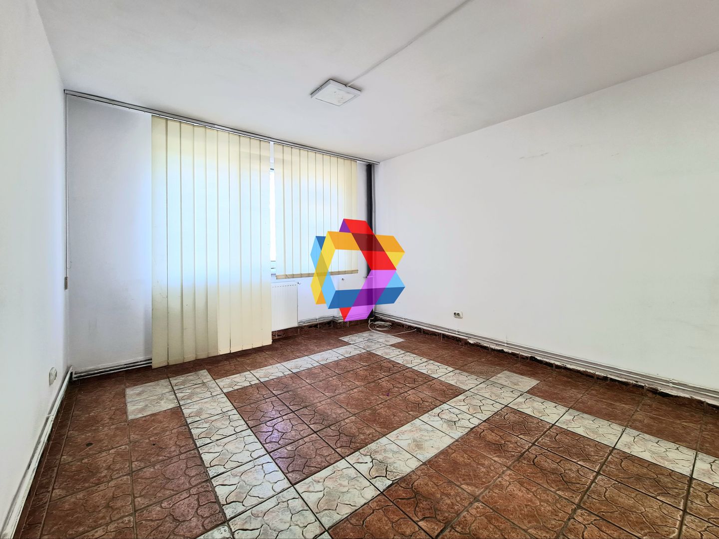 Spatiu comercial de închiriat cu vad Brașov - 55 mp # plus-imo.ro - Poză 1