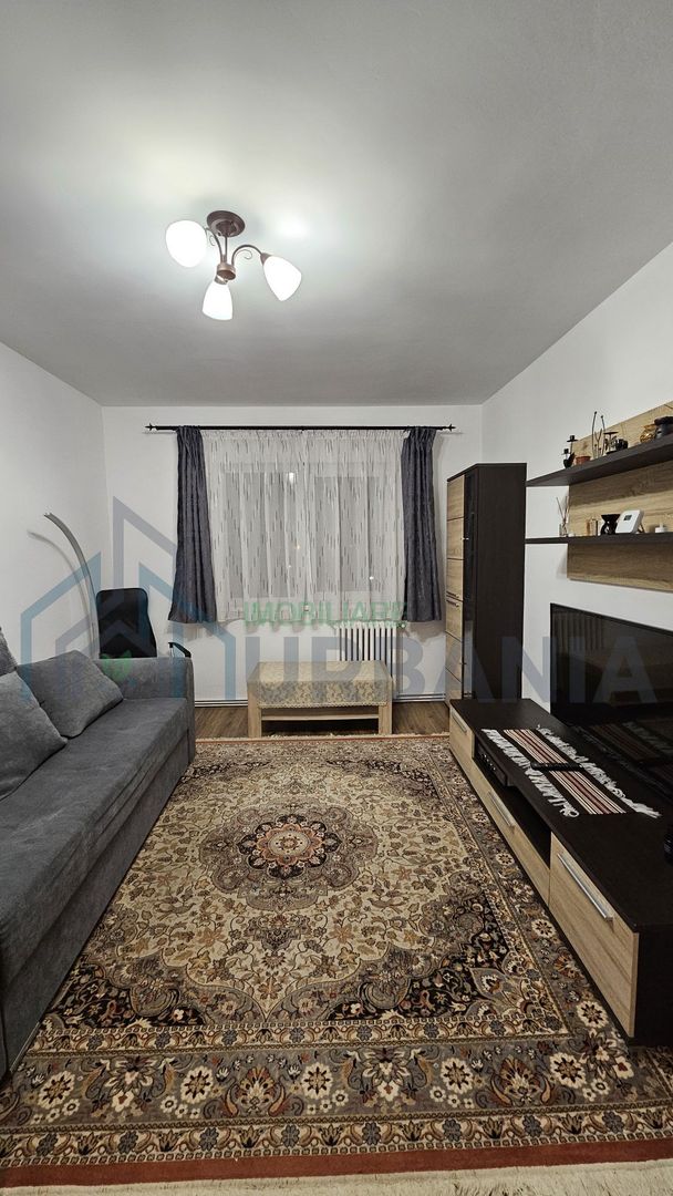 Închiriez apartament 3 camere - Poză 1