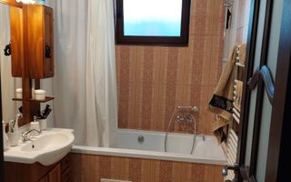 Apartament cu 2 camere decomandate-zona Poligon Floresti - Poză 4