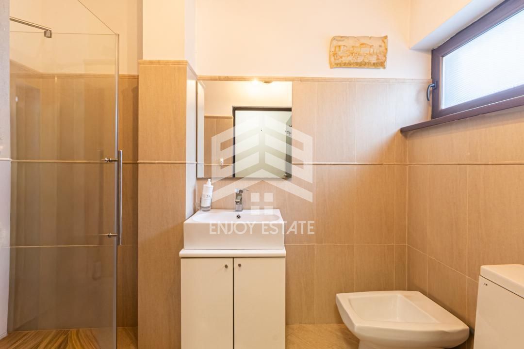 Apartament 4 camere si Curte Proprie | Parcare Inclusă - Poză 5