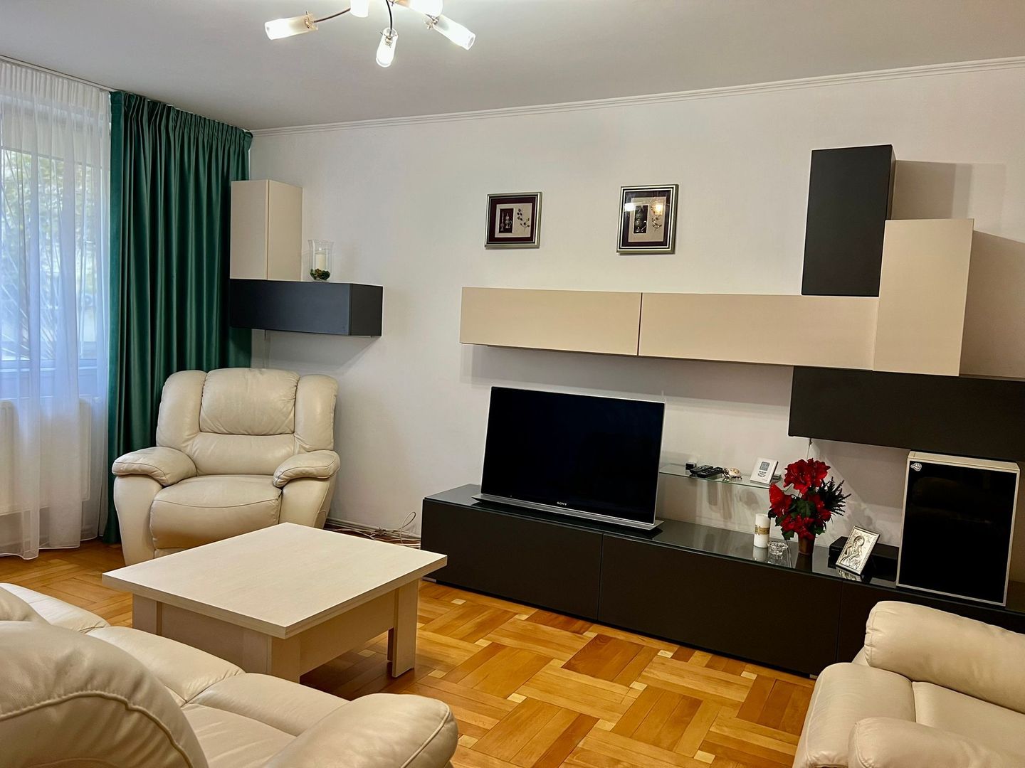 Apartament 3 camere Drumul Taberei Parc Moghioros - Poză 1