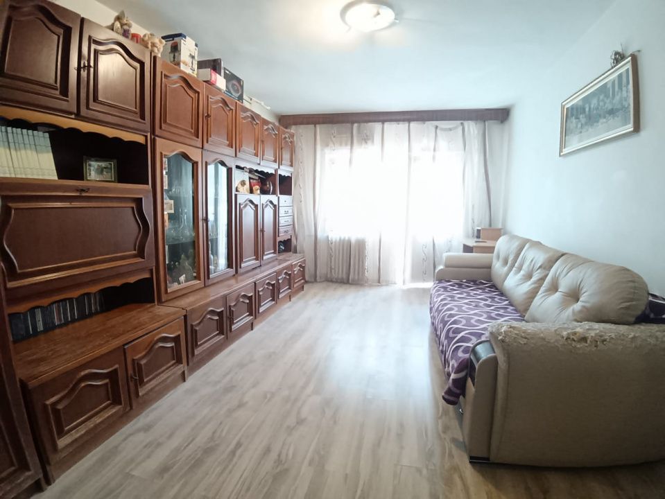 Inel I - Vanzare apartament cu 3 camere, etaj 1. - Poză 1