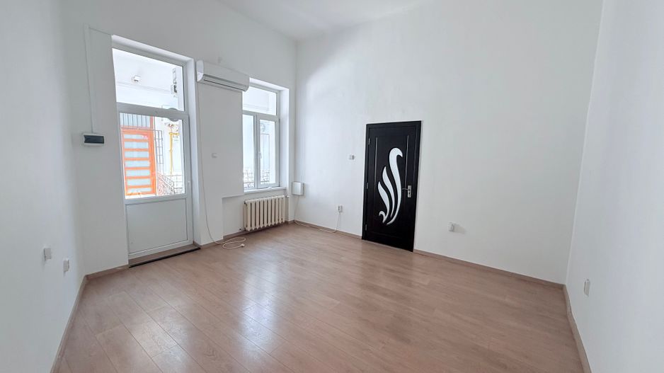 Apartament cu 1 camera de vanzare in Piata Mihai Viteazu - Poză 4