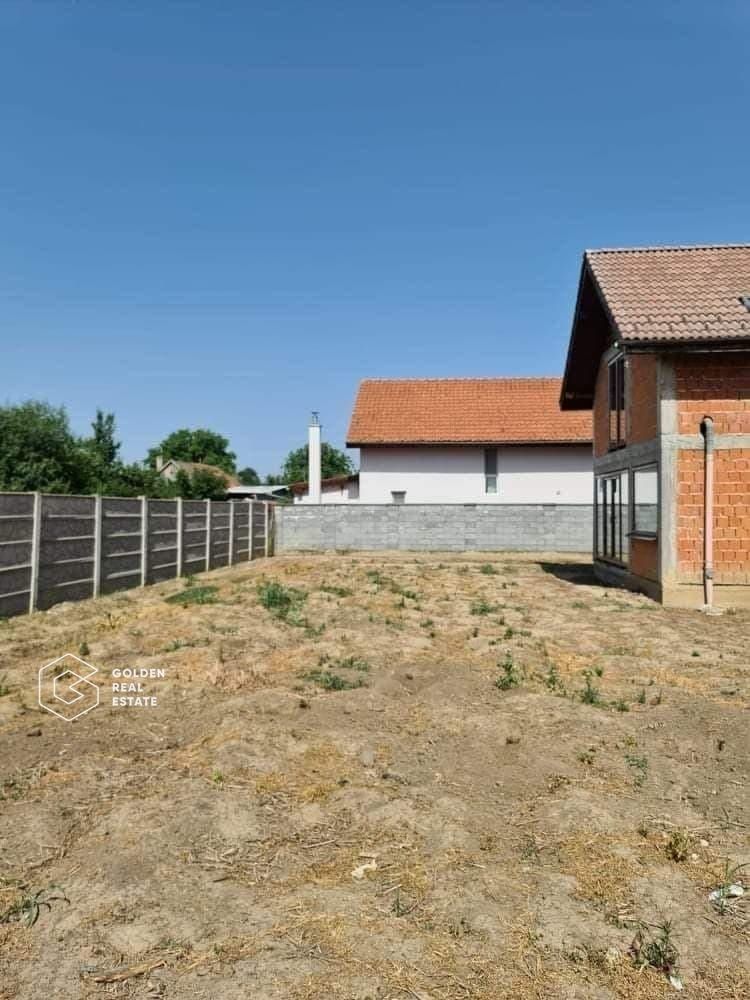 Casa la rosu P+M, 116 mp utili + 422 mp teren, Sânmihaiu Român - Poză 4