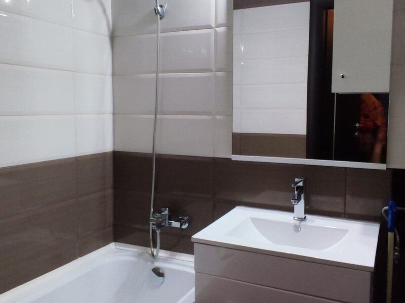 Apartament modern cu 2 camere de inchiriat, renovat, 9 minute Metrou - Poză 7