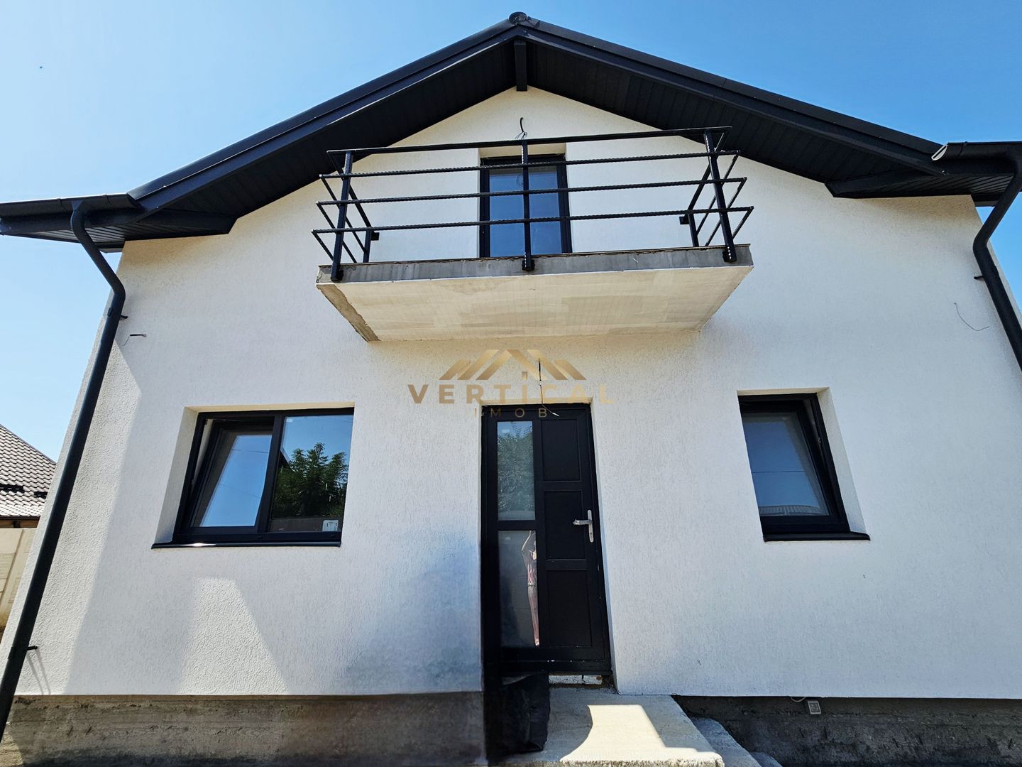 Casa 4 camere in comuna Berceni - Poză 2