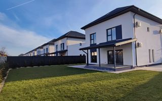 Vilă Individuală cu 700 mp Teren și Mansardă Amenajată - Poză 1