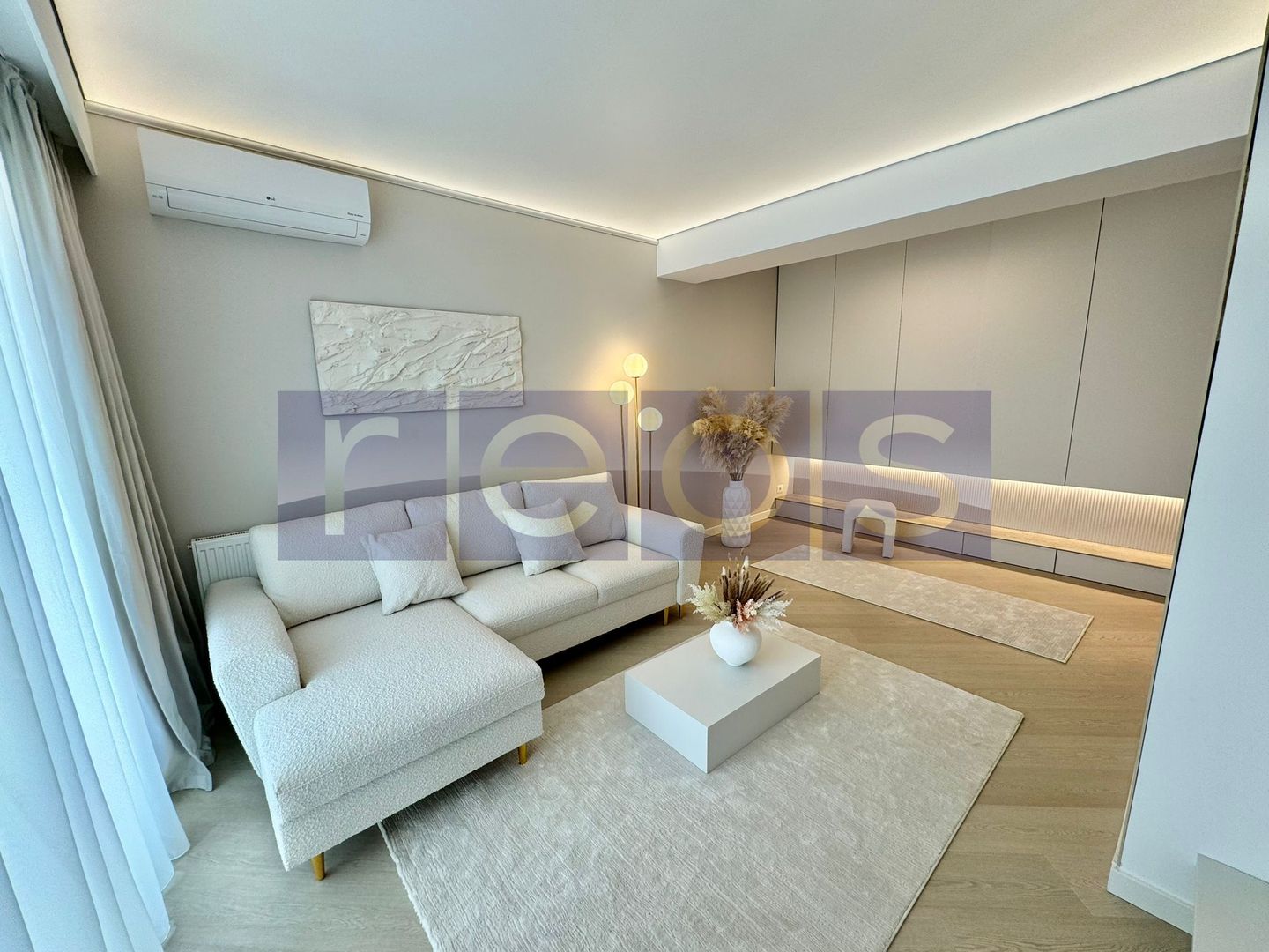 VANZARE CORTINA NORTH | 2 CAMERE|64 MP| LUX - Poză 1