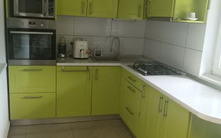 Casă individuală cu 2 apartamente separate, teren 650 mp, garaj și terasă - Poză 16