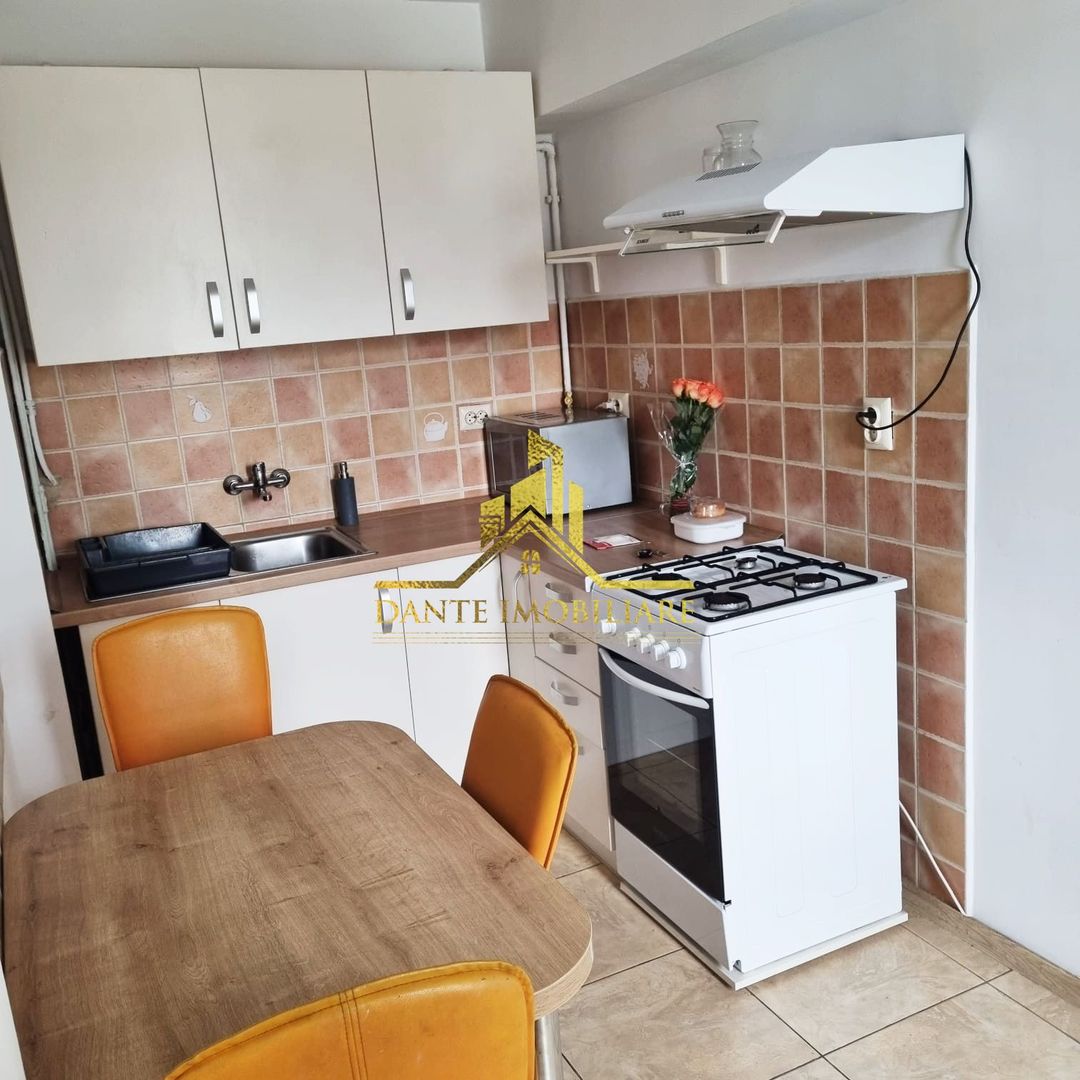 2 camere, decomandat, mobilat modern, parcare, Intre Lacuri - Poză 7