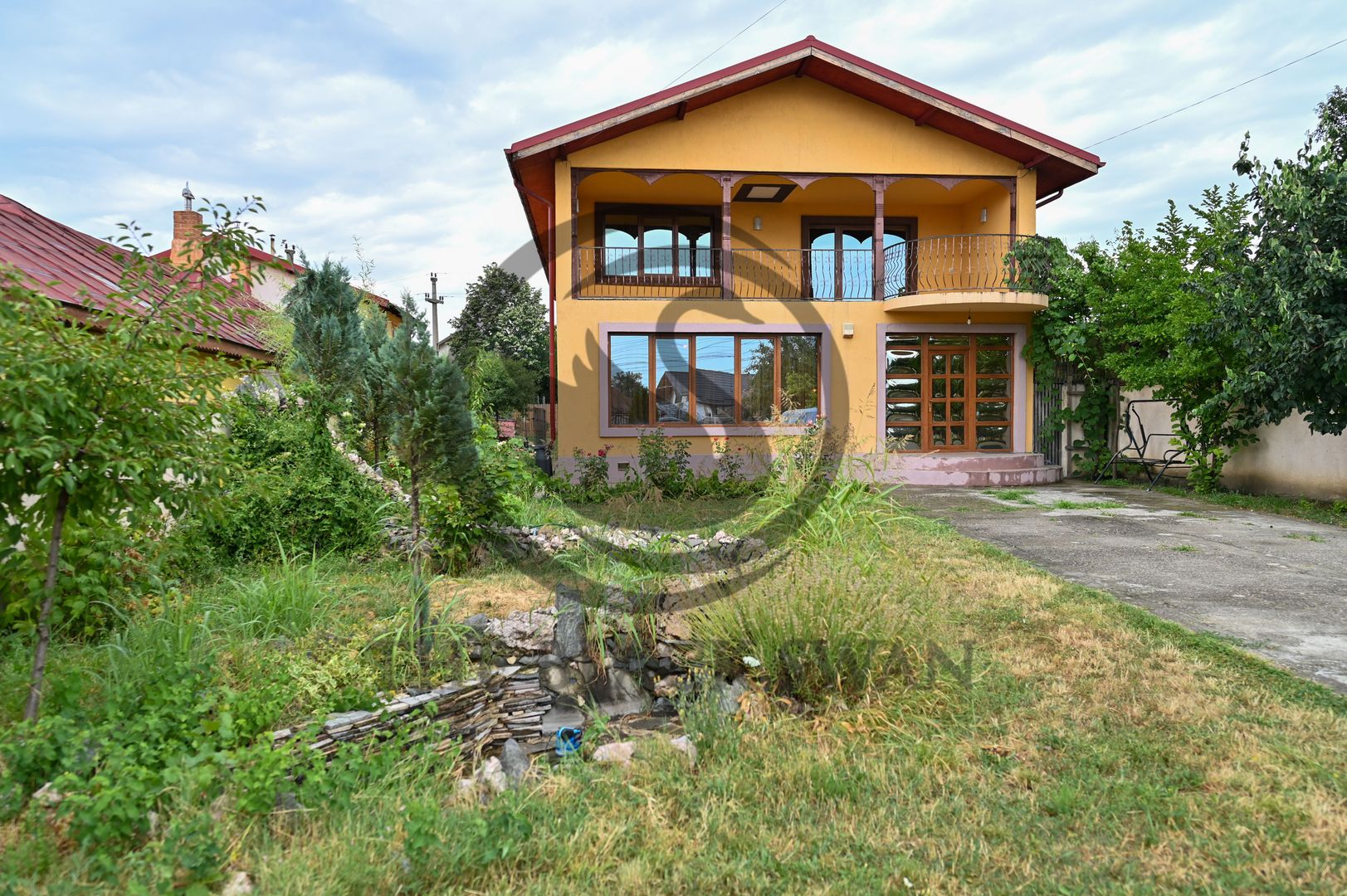 Casa cu 5 camere de vanzare | Teren 930 MP | Bărcănești | Comision 0% - Poză 3