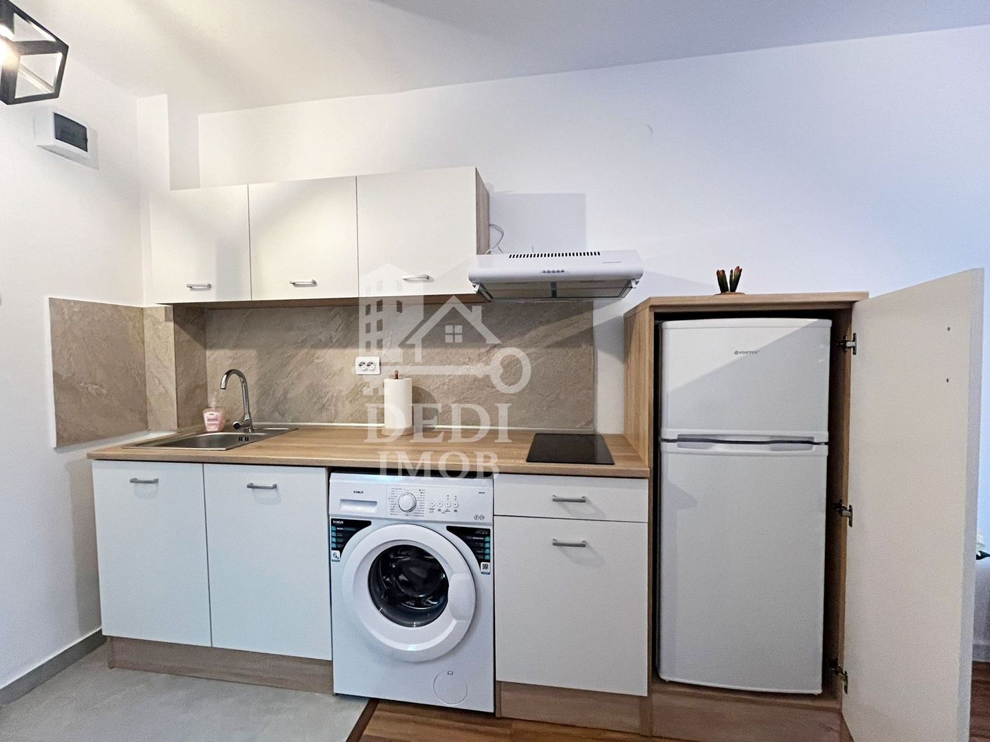 Apartament cu 1 camere de vanzare zona Nufarul, Oradea - Poză 6