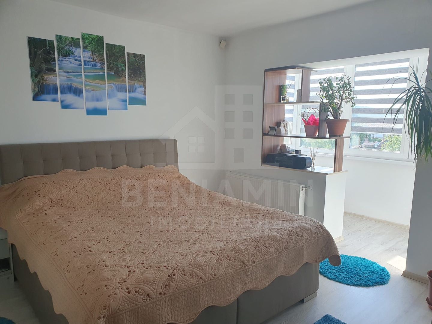 Apartament 4 camere etaj 1 Cartier Noua 99mp doua parcari - Poză 9