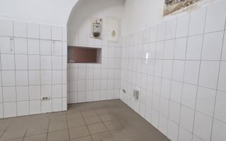 Spatiu comercial de inchiriat – fosta Pizzeria Unirii, Lugoj - Poză 9