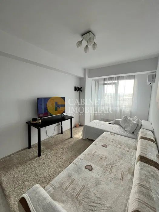 Apartament cu o cameră de vânzare în Cug, Iasi - Poză 1