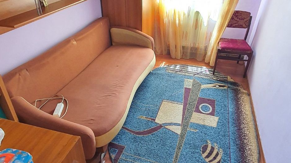 Apartament 4 camere, parter, zona GARĂ; - Poză 4