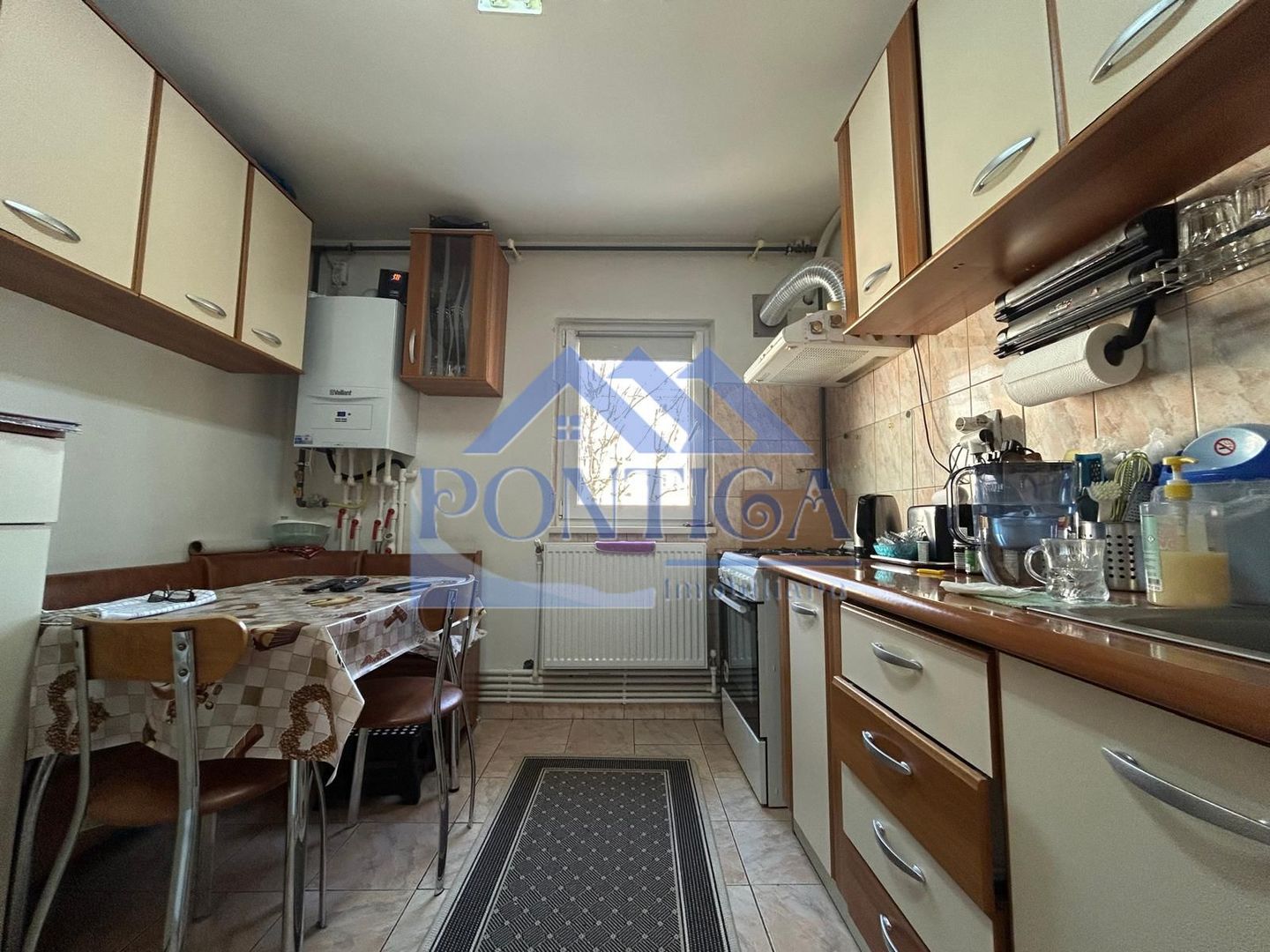 Apartament 4 camere decomandat | Etajul 2| 2 bai | Poarta 6 - Poză 9