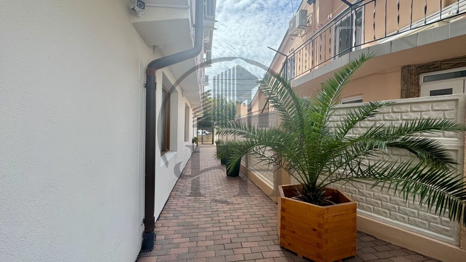 Pensiune de vânzare Mangalia, Constanța - Poză 36