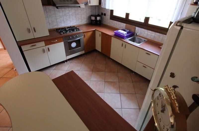 Vila P+1 deosebita, complet mobilata si dotata, cheltuieli de intretinere mici - Poză 3